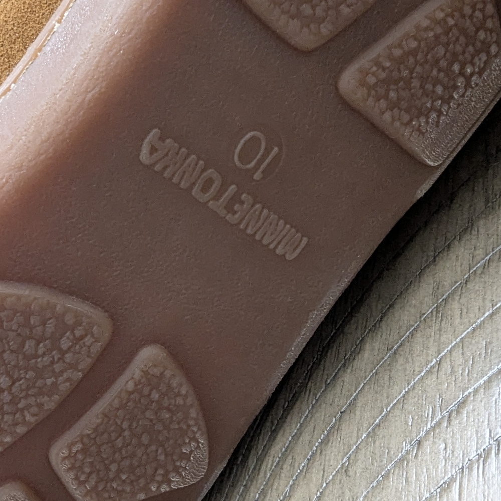 Minnetonka Tan Shearling Lined Boots Women's 10 - Picture 4 of 4